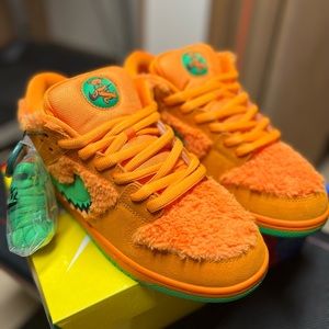 Nike SB Low ‘Grateful Dead Orange’